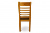 Arrière de la chaise en bois clair avec assise en tissu de coloris chocolat
